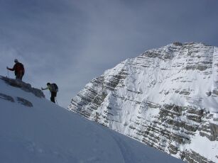 Ankunft, quasi im Schatten der S&uuml;dwand
